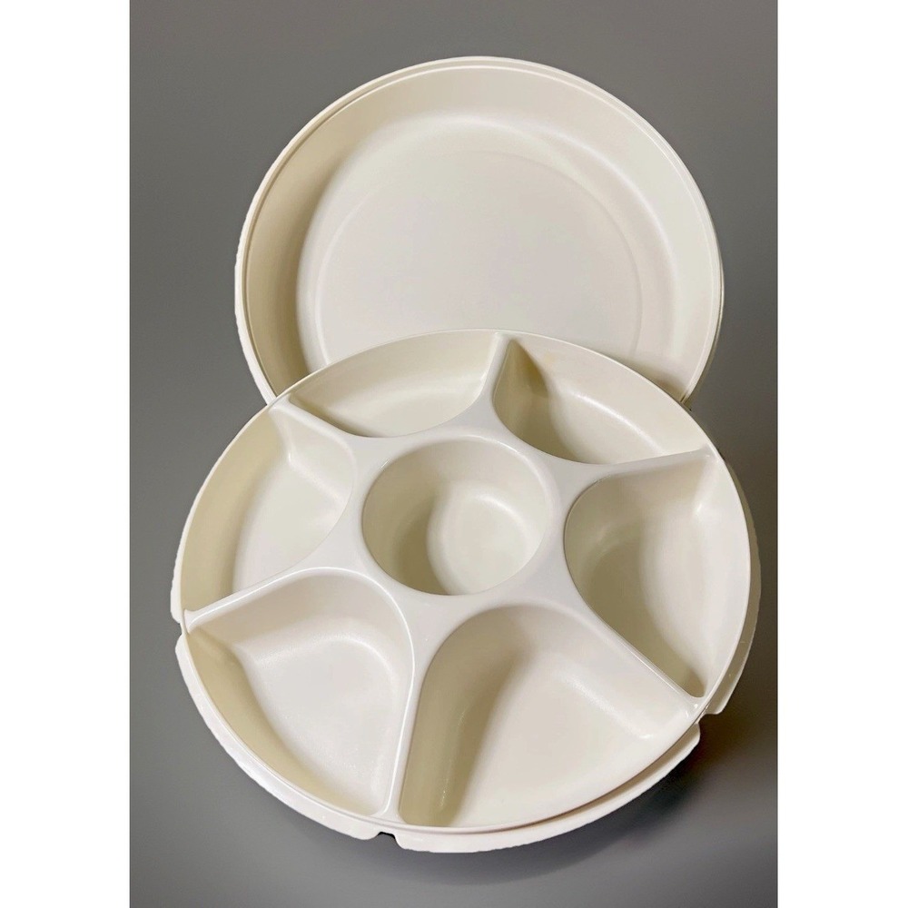 Vtg Tupperware 1666-4 1665-5 6 Section Divided Serving Tray w/ Lid Beige